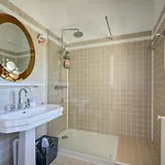 D'hotes - - Des Roses B&B 님