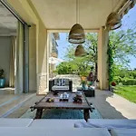 B&B D'hotes - - Des Roses 4*