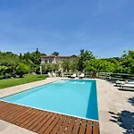 D'hotes - - Des Roses 4*