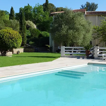 Bed & Breakfast D'hotes - - Des Roses Nimes