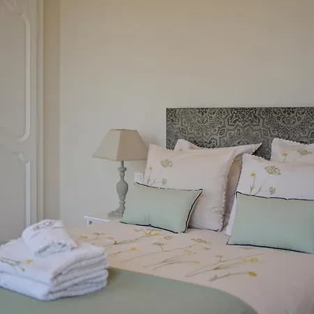 Bed & Breakfast D'hotes - - Des Roses 4*