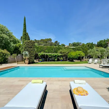 D'hotes - - Des Roses Bed & Breakfast Nîmes