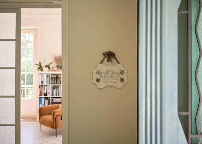 D'hotes - - Des Roses B&B 3*