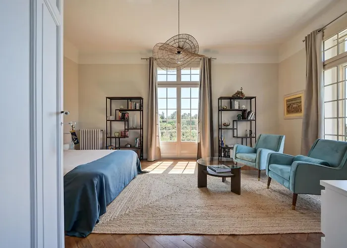 D'hotes - - Des Roses 3*