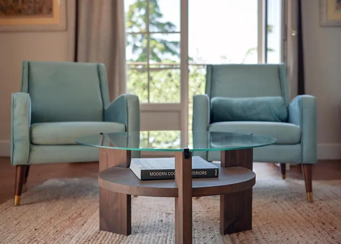 D'hotes - - Des Roses 3*