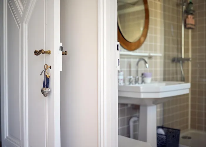 D'hotes - - Des Roses Panzió