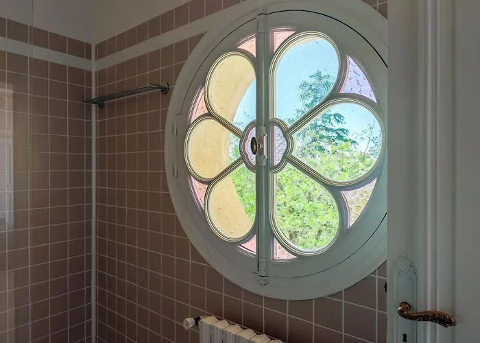 D'hotes - - Des Roses