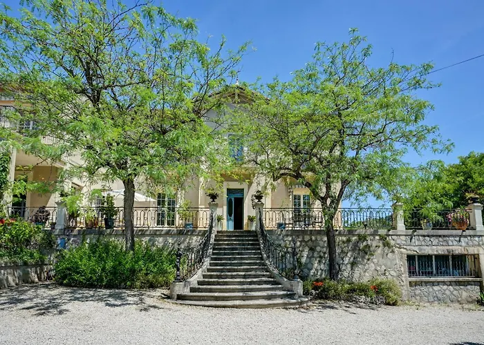 Panzió D'hotes - - Des Roses Nîmes