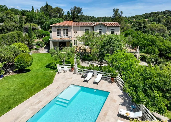 Panzió D'hotes - - Des Roses Nîmes