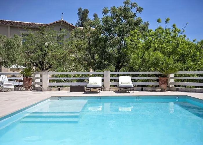 D'hotes - - Des Roses Panzió