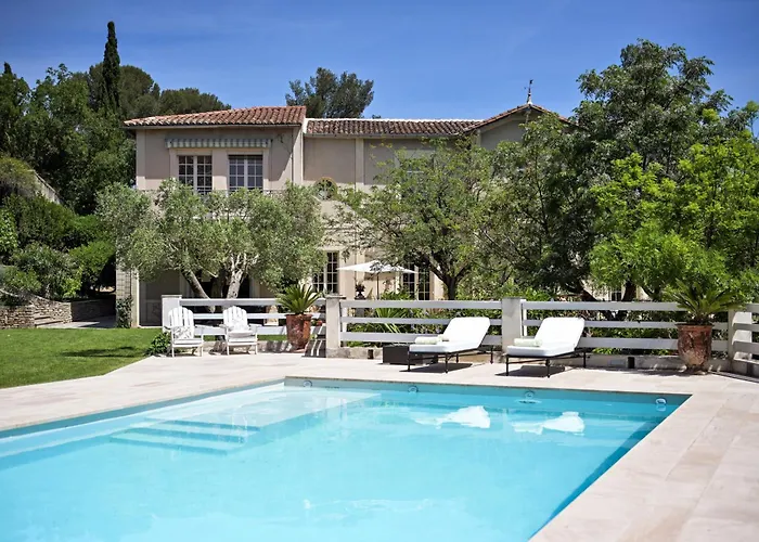 D'hotes - - Des Roses Nîmes